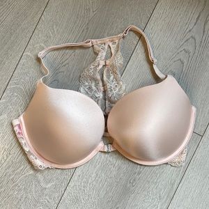 La Senza Beyond Sexy Classic Plunge 36D Bra Front Clip